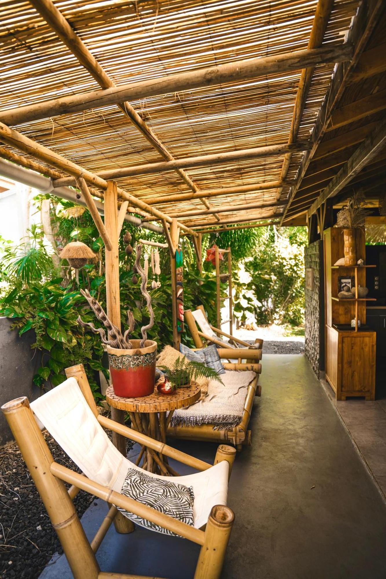 The Bluebamboo Hotell Le Moule Eksteriør bilde